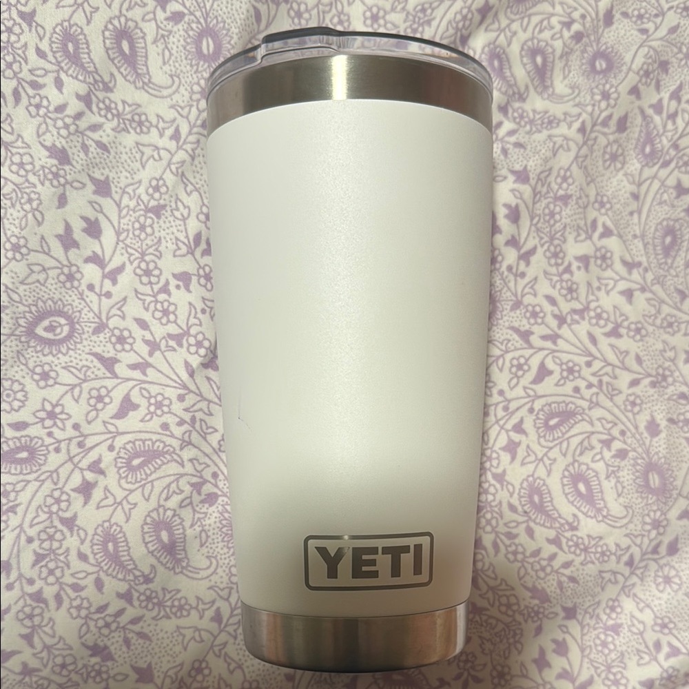 YETI White Tumbler 20oz - Picture 3 of 4